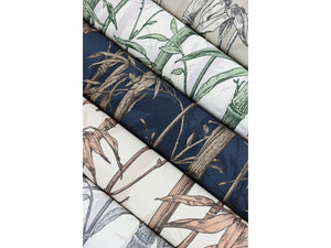 tapet m. sandfarvet bund og bambus planter hvid og sort