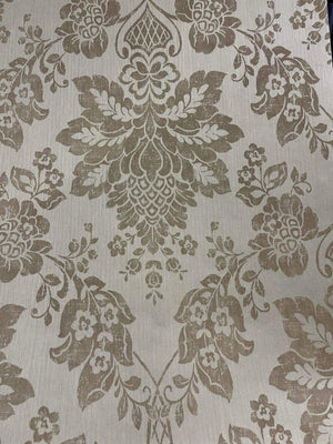 Stiltapet med blomster design M/ creme hvid og guld mønster