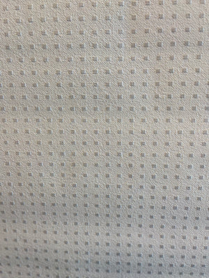 tapet med firkanter M/ hvid