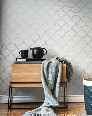 Glistening geo M/ grå bund og sølv mønster