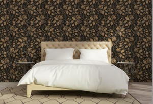 Blomstre tapet i guld m. sort bund